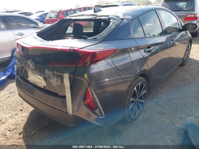 Photo 3 VIN: JTDKARFP2J3072803 - TOYOTA PRIUS PRIME 