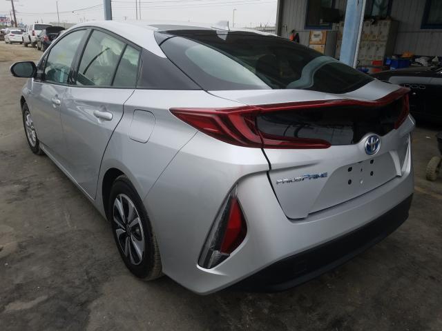 Photo 2 VIN: JTDKARFP2J3089312 - TOYOTA PRIUS 