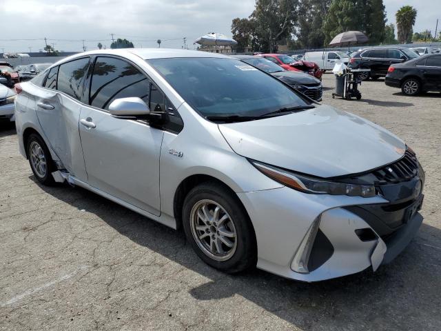 Photo 3 VIN: JTDKARFP2K3105445 - TOYOTA PRIUS 