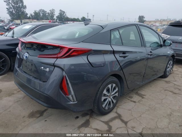 Photo 3 VIN: JTDKARFP2L3143243 - TOYOTA PRIUS PRIME 