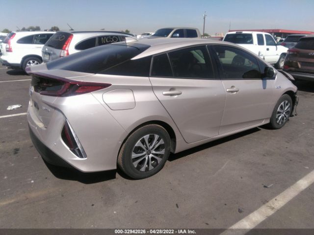 Photo 3 VIN: JTDKARFP2L3147681 - TOYOTA PRIUS PRIME 