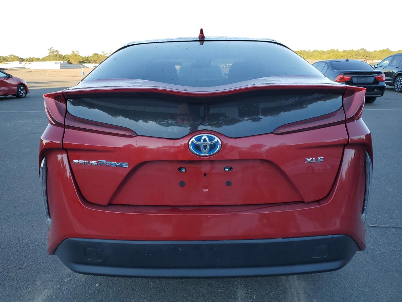 Photo 5 VIN: JTDKARFP2L3151391 - TOYOTA PRIUS 