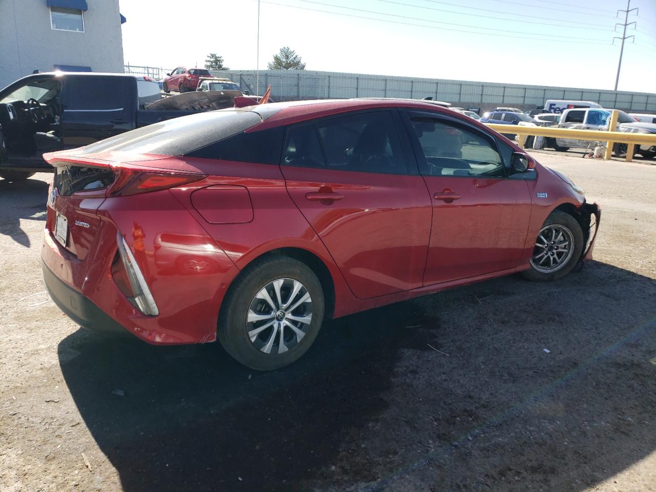 Photo 2 VIN: JTDKARFP2L3153402 - TOYOTA PRIUS 