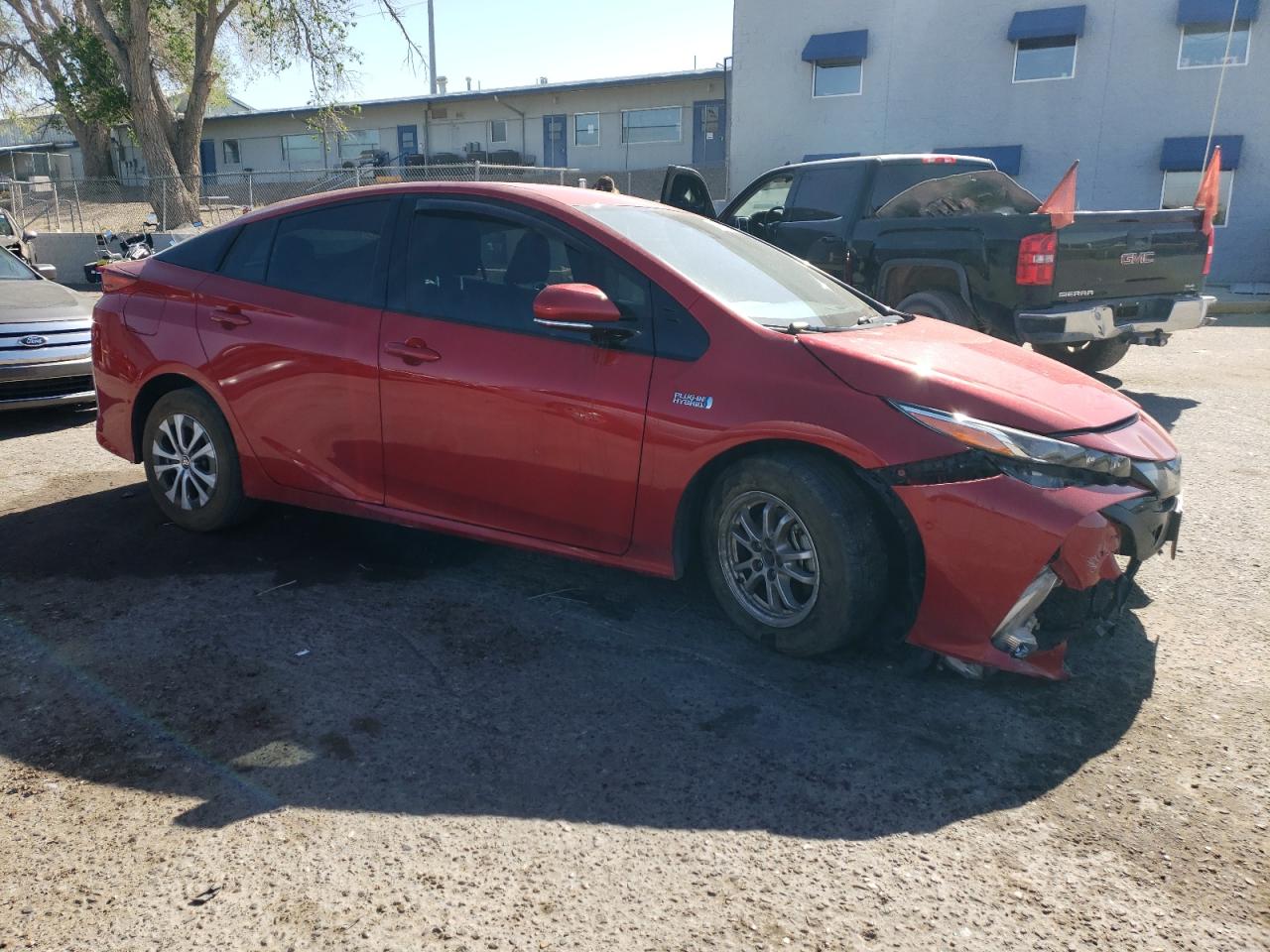 Photo 3 VIN: JTDKARFP2L3153402 - TOYOTA PRIUS 