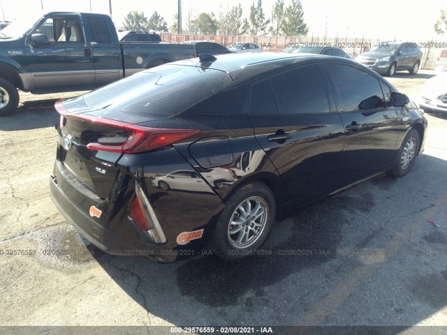 Photo 3 VIN: JTDKARFP2L3160057 - TOYOTA PRIUS PRIME 