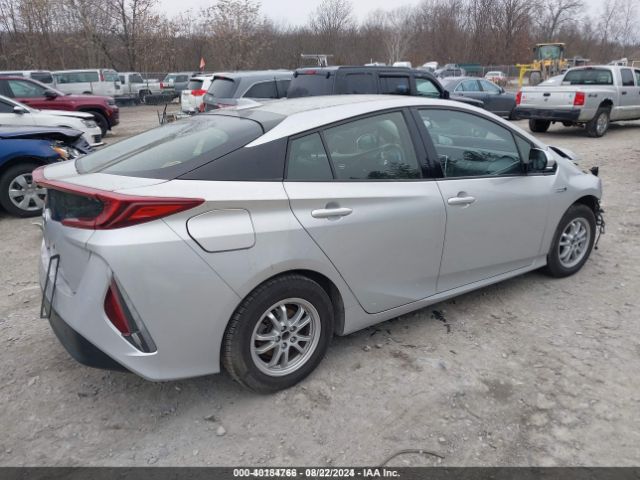 Photo 3 VIN: JTDKARFP3H3001412 - TOYOTA PRIUS PRIME 