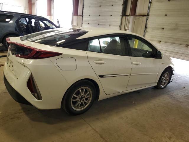 Photo 2 VIN: JTDKARFP3H3004147 - TOYOTA PRIUS PRIM 