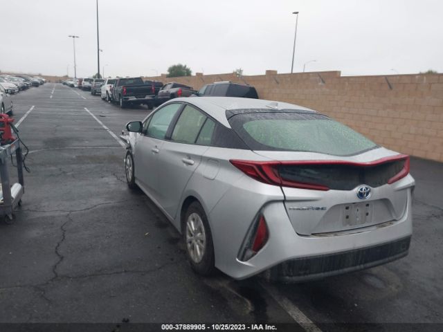 Photo 2 VIN: JTDKARFP3H3050061 - TOYOTA PRIUS PRIME 