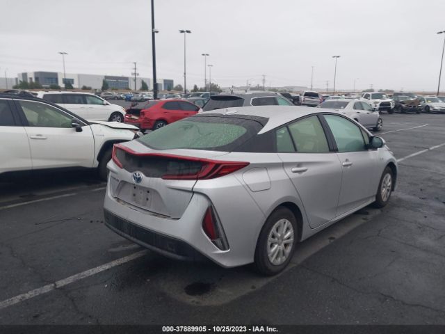 Photo 3 VIN: JTDKARFP3H3050061 - TOYOTA PRIUS PRIME 