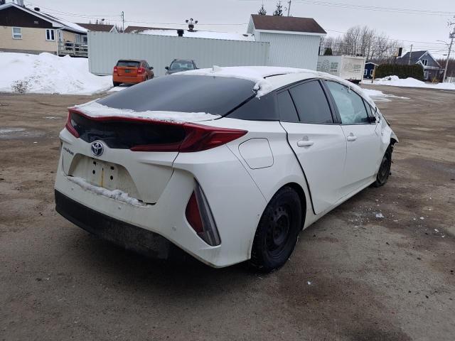 Photo 2 VIN: JTDKARFP3H3051596 - TOYOTA PRIUS 