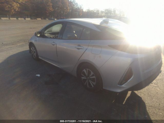 Photo 2 VIN: JTDKARFP3H3062081 - TOYOTA PRIUS PRIME 