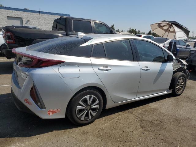 Photo 2 VIN: JTDKARFP3J3079047 - TOYOTA PRIUS PRIM 