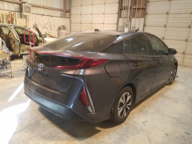 Photo 3 VIN: JTDKARFP3J3096883 - TOYOTA PRIUS 