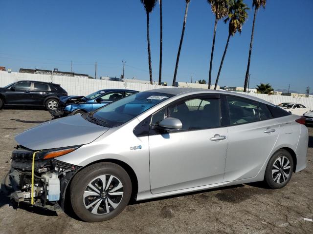 Photo 0 VIN: JTDKARFP3J3098522 - TOYOTA PRIUS 