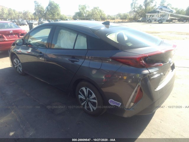 Photo 2 VIN: JTDKARFP3K3105907 - TOYOTA PRIUS PRIME 