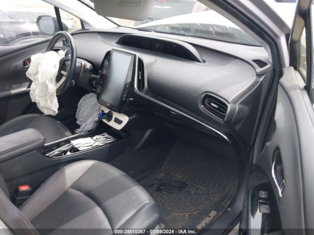 Photo 4 VIN: JTDKARFP3K3107124 - TOYOTA PRIUS PRIME 