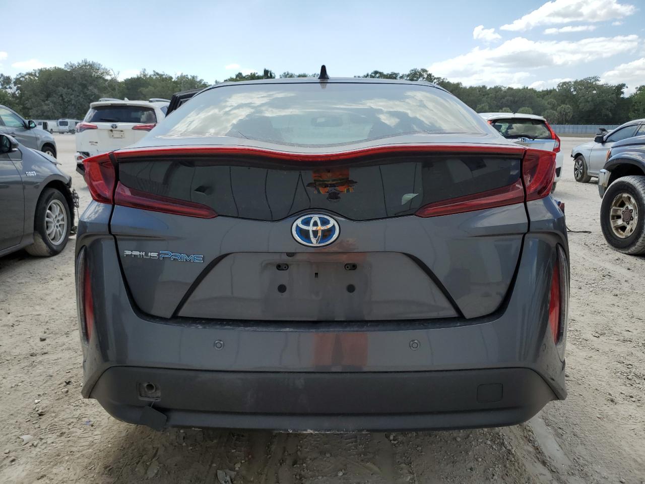 Photo 5 VIN: JTDKARFP3K3113022 - TOYOTA PRIUS 