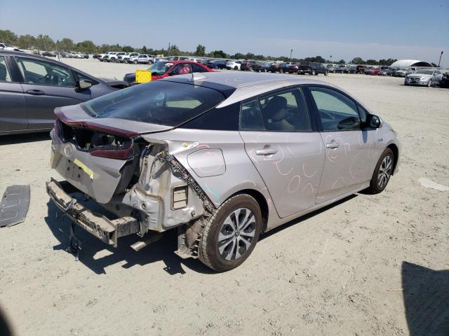 Photo 2 VIN: JTDKARFP3L3127634 - TOYOTA PRIUS 