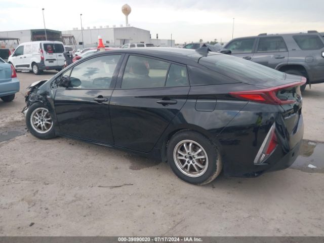 Photo 2 VIN: JTDKARFP3L3134213 - TOYOTA PRIUS PRIME 