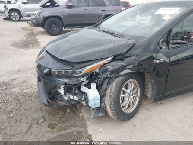 Photo 5 VIN: JTDKARFP3L3134213 - TOYOTA PRIUS PRIME 