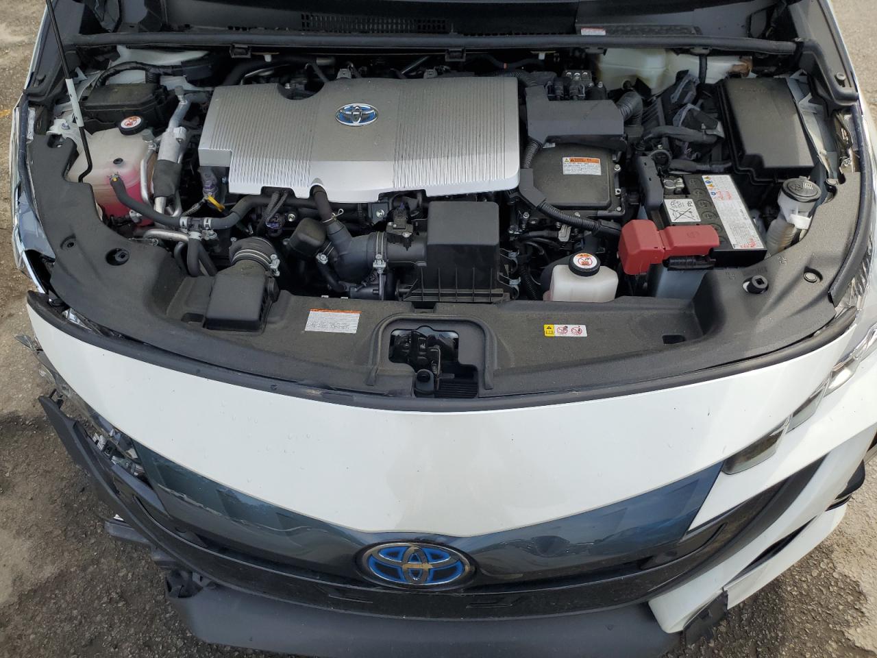 Photo 10 VIN: JTDKARFP3L3143753 - TOYOTA PRIUS 