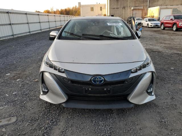 Photo 4 VIN: JTDKARFP3L3156339 - TOYOTA PRIUS PRIM 