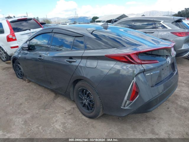 Photo 2 VIN: JTDKARFP4H3018915 - TOYOTA PRIUS PRIME 