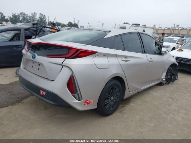 Photo 3 VIN: JTDKARFP4H3019367 - TOYOTA PRIUS PRIME 