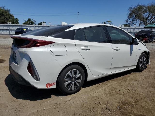 Photo 2 VIN: JTDKARFP4H3020745 - TOYOTA PRIUS 