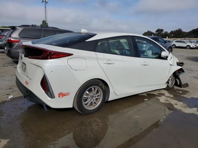 Photo 2 VIN: JTDKARFP4J3086668 - TOYOTA PRIUS PRIM 