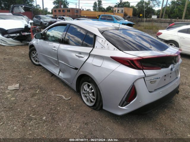 Photo 2 VIN: JTDKARFP4J3093605 - TOYOTA PRIUS PRIME 