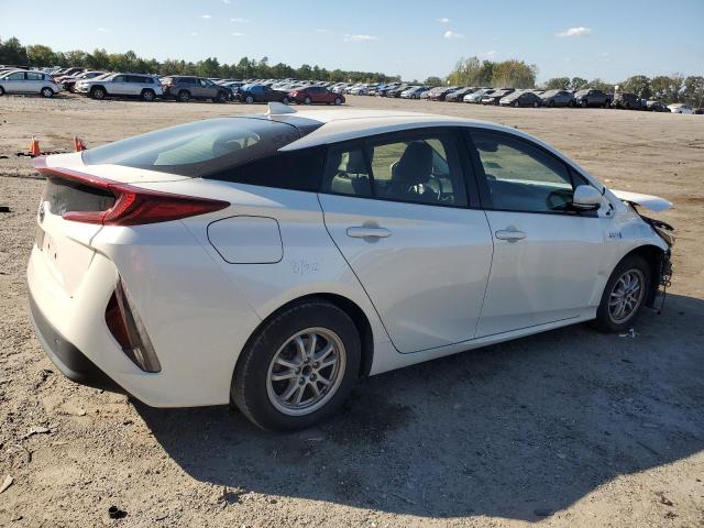 Photo 2 VIN: JTDKARFP4J3093748 - TOYOTA PRIUS PRIM 