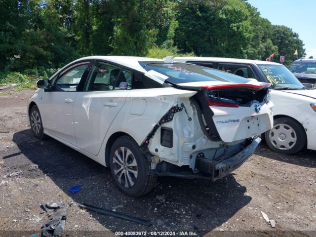 Photo 2 VIN: JTDKARFP4L3149495 - TOYOTA PRIUS PRIME 