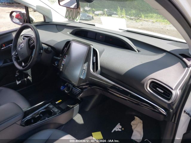 Photo 4 VIN: JTDKARFP4L3149495 - TOYOTA PRIUS PRIME 