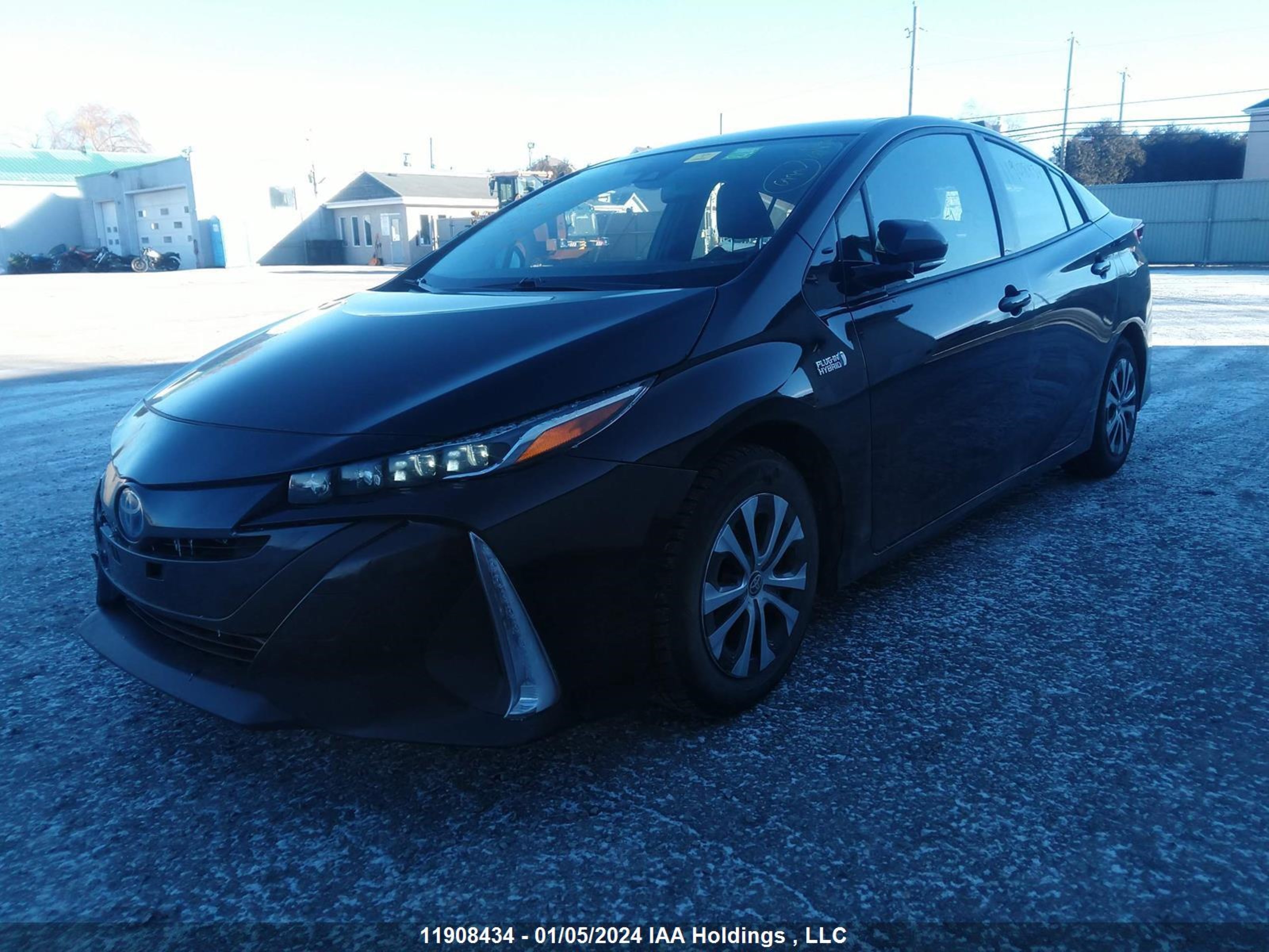 Photo 1 VIN: JTDKARFP4L3151070 - TOYOTA PRIUS 