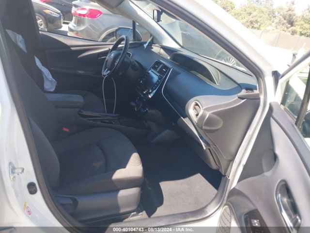 Photo 4 VIN: JTDKARFP4L3151392 - TOYOTA PRIUS PRIME 