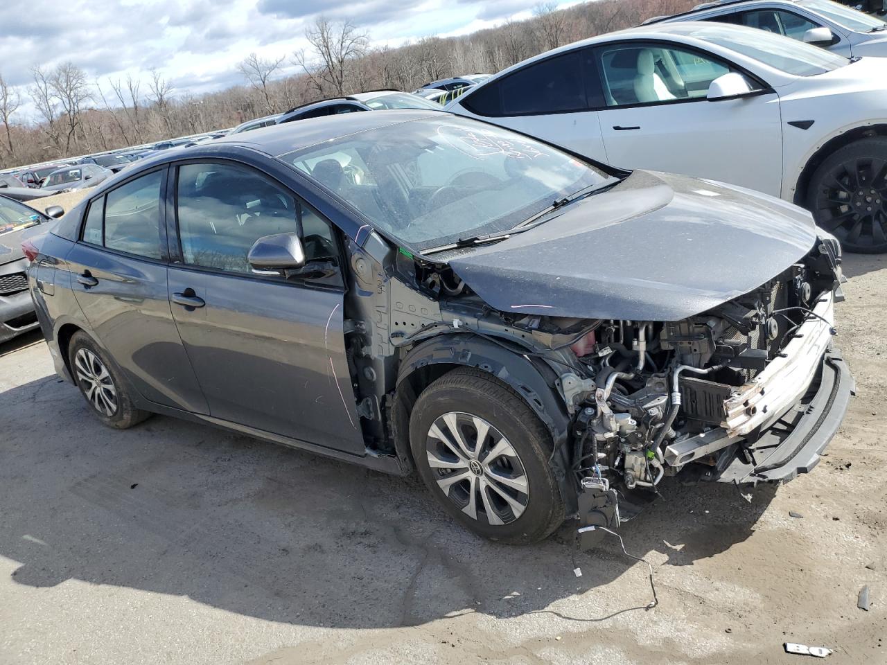 Photo 3 VIN: JTDKARFP4L3153255 - TOYOTA PRIUS 