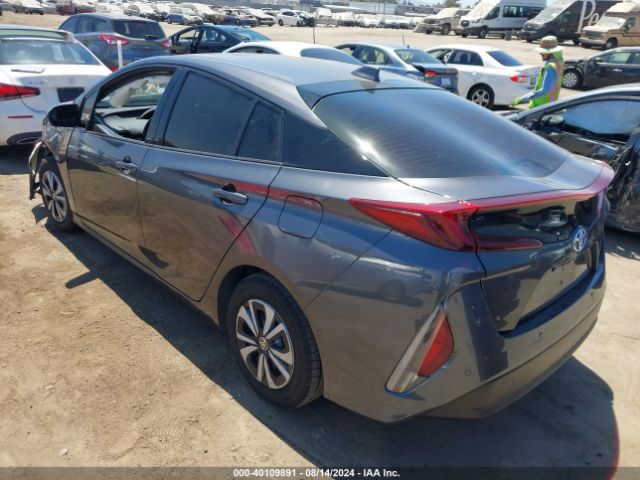 Photo 2 VIN: JTDKARFP5H3043435 - TOYOTA PRIUS PRIME 