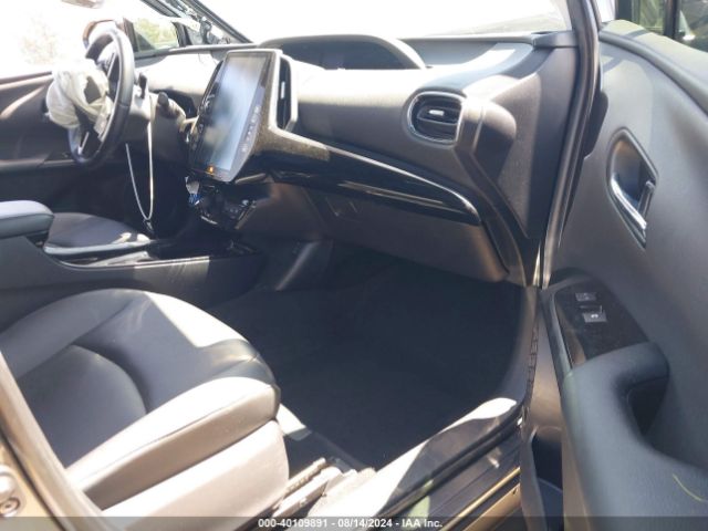 Photo 4 VIN: JTDKARFP5H3043435 - TOYOTA PRIUS PRIME 