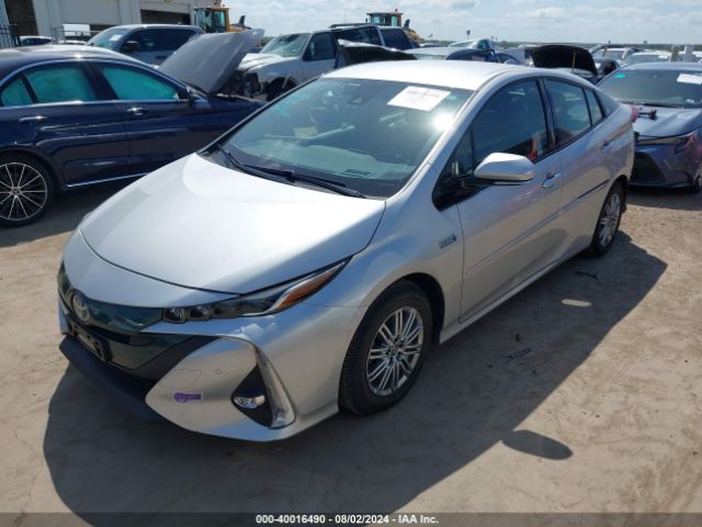 Photo 1 VIN: JTDKARFP5J3076327 - TOYOTA PRIUS PRIME 