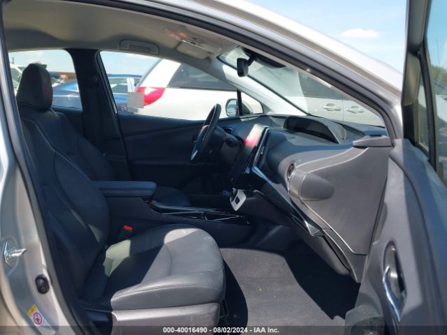 Photo 4 VIN: JTDKARFP5J3076327 - TOYOTA PRIUS PRIME 