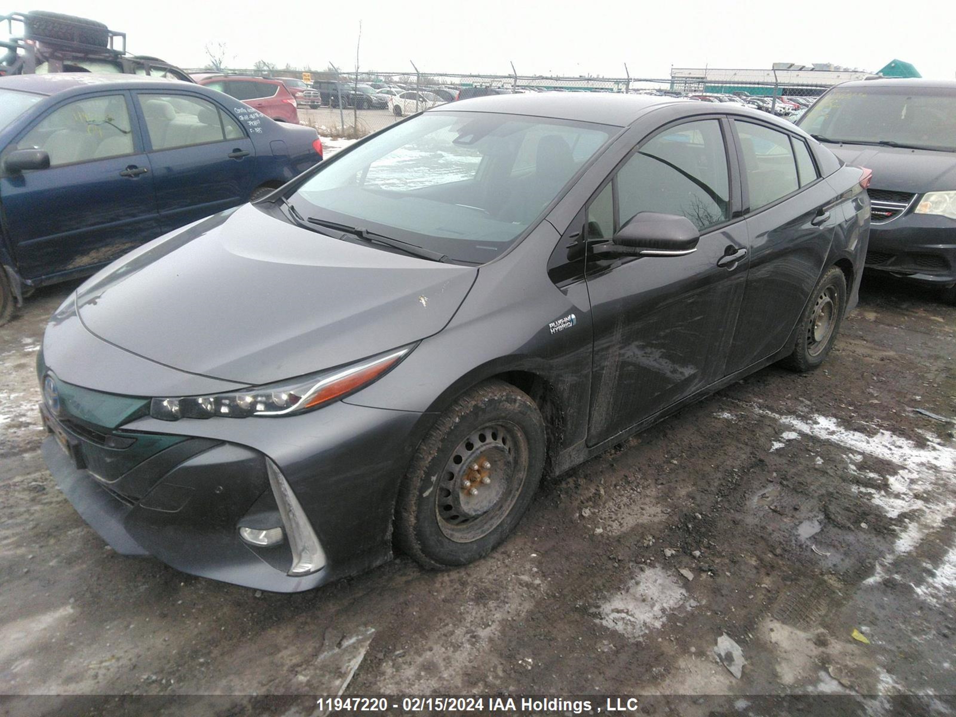 Photo 1 VIN: JTDKARFP5J3083407 - TOYOTA PRIUS 