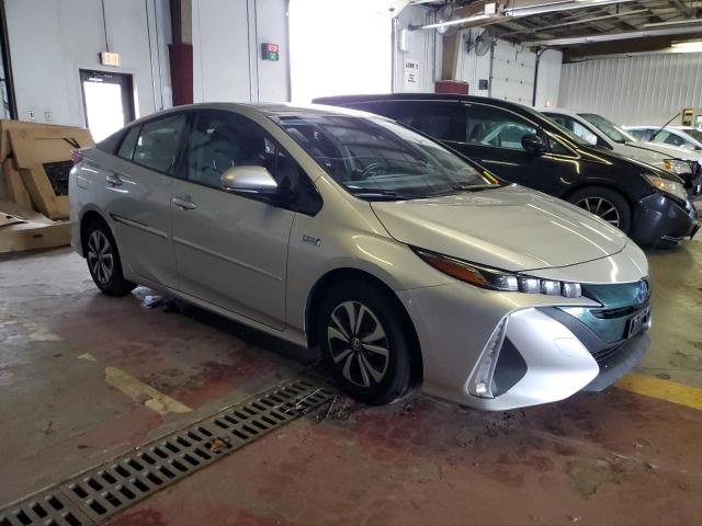 Photo 3 VIN: JTDKARFP5J3100982 - TOYOTA PRIUS 