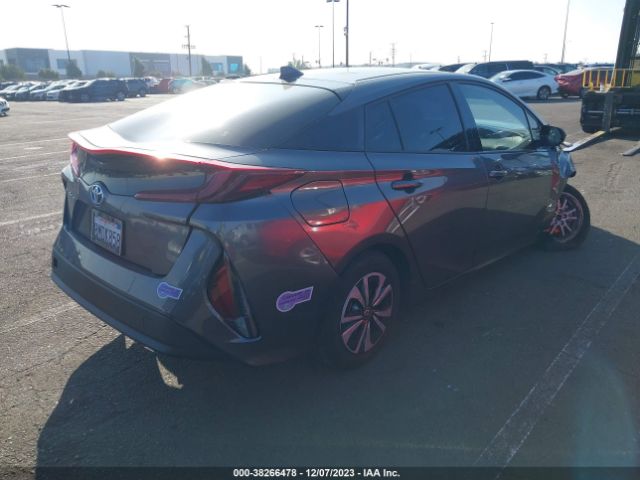 Photo 3 VIN: JTDKARFP5K3119839 - TOYOTA PRIUS PRIME 