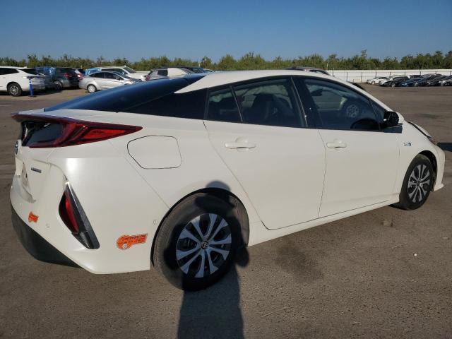 Photo 2 VIN: JTDKARFP5L3120636 - TOYOTA PRIUS 