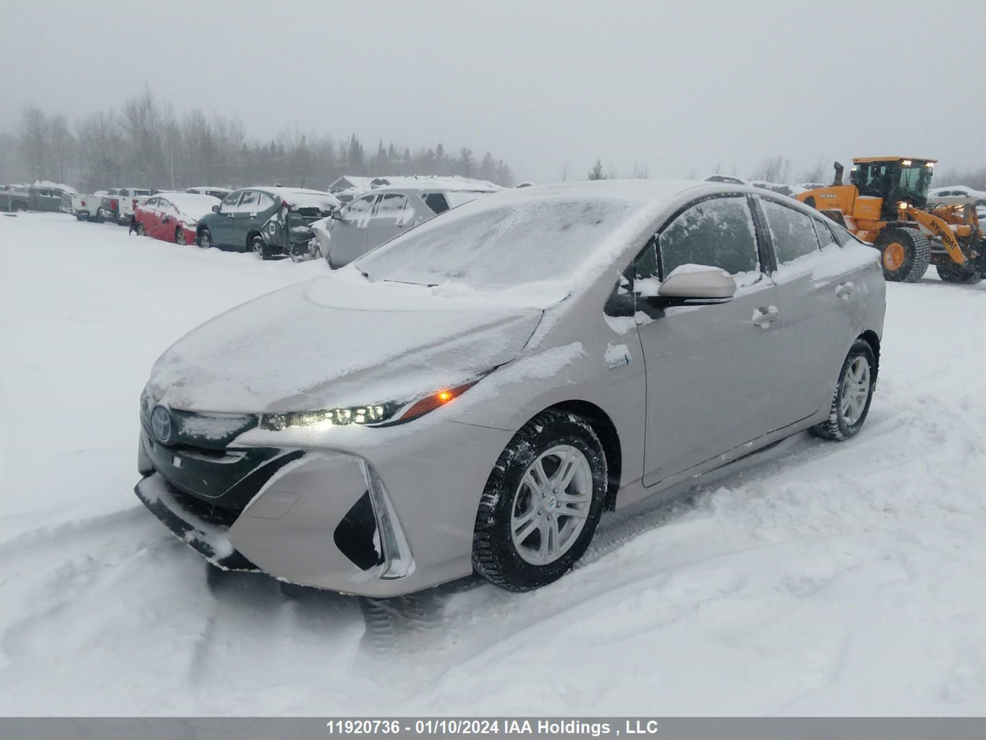 Photo 1 VIN: JTDKARFP5L3129031 - TOYOTA PRIUS 