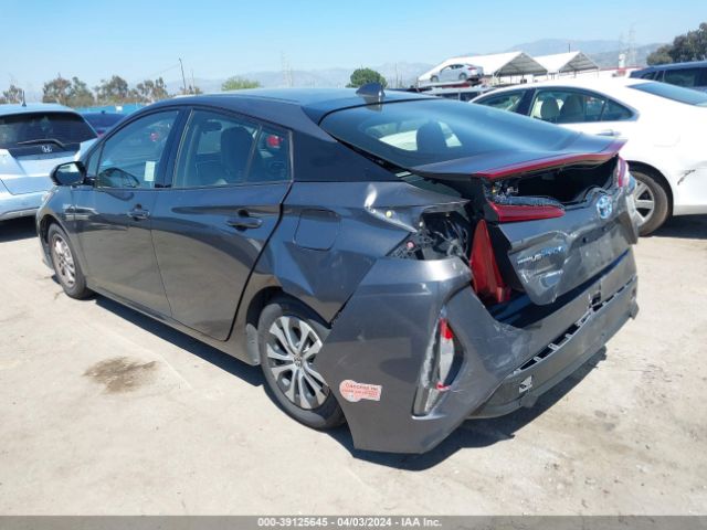 Photo 2 VIN: JTDKARFP5L3145102 - TOYOTA PRIUS PRIME 