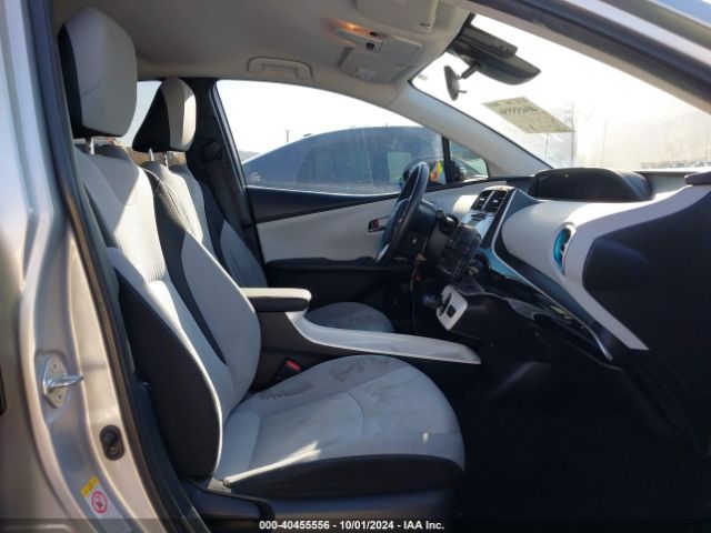 Photo 4 VIN: JTDKARFP6H3001582 - TOYOTA PRIUS PRIME 