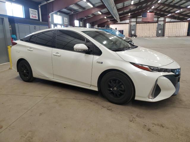 Photo 3 VIN: JTDKARFP6H3005373 - TOYOTA PRIUS 