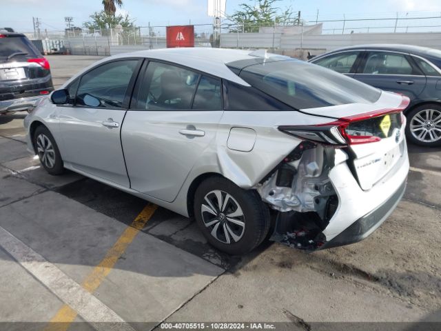 Photo 2 VIN: JTDKARFP6H3009486 - TOYOTA PRIUS PRIME 